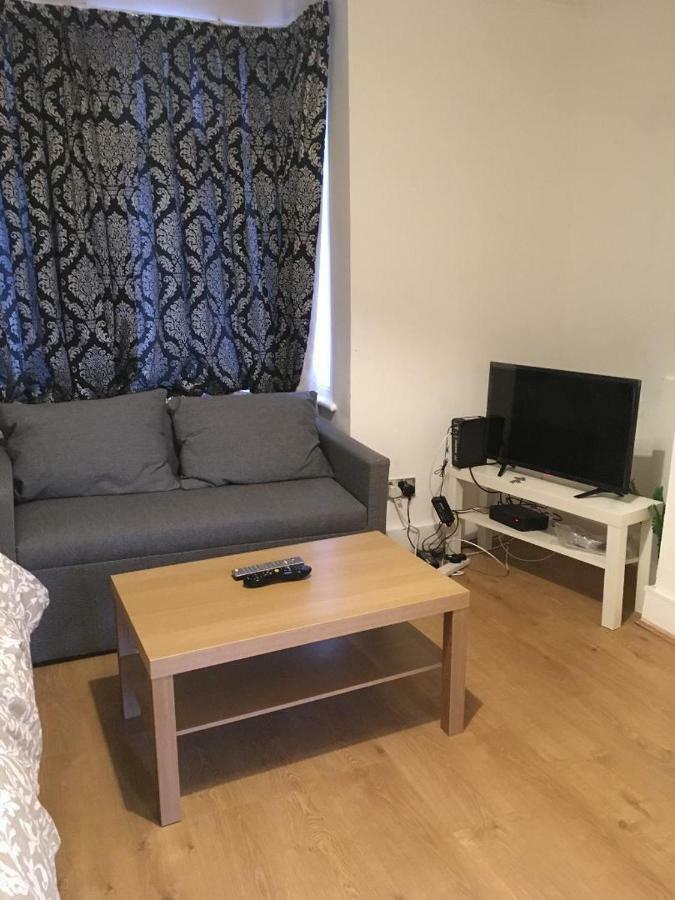North London Studio Apartment Exterior foto
